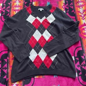 Black, red and white Croft & Barrow v-neck sweater